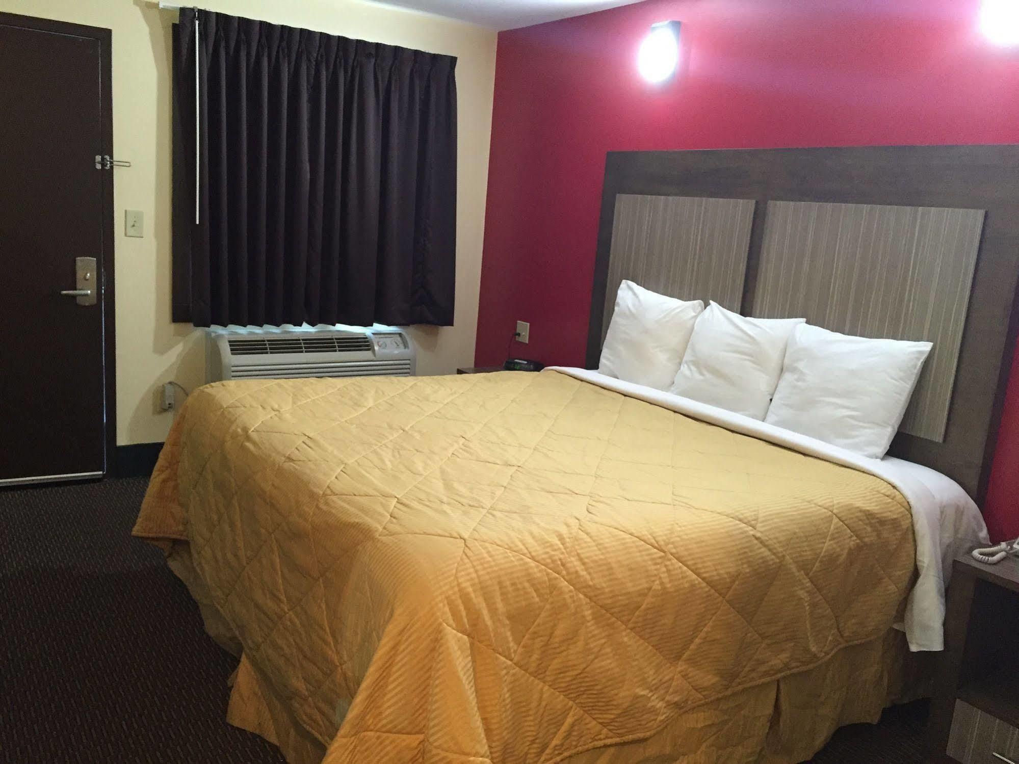 Brick Motor Inn Екстериор снимка